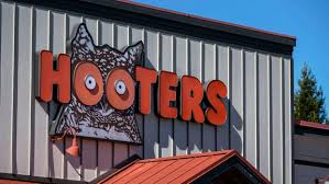 Hooters may file for bankruptcy after multiple Texas locations close